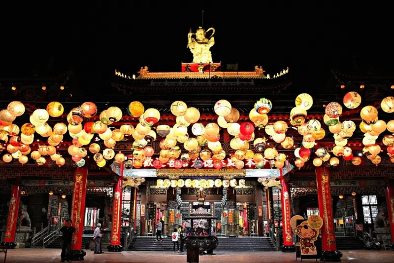 【新營太子宮】祈福燈節晚會。太子爺公益悠遊卡              