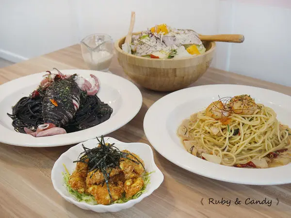 【義倆義式廚房】價格親民用料實在_新莊體育場寵物友善餐廳