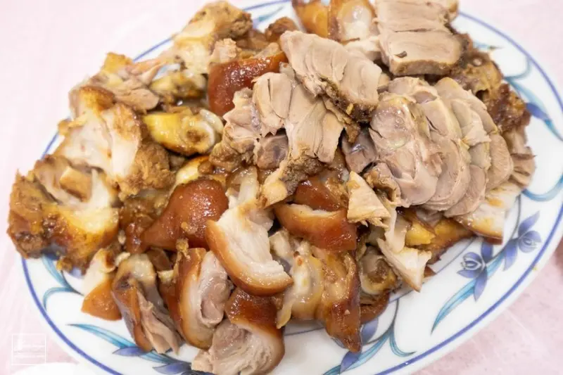 屏東｜萬巒豬腳【海鴻飯店】皮Q肉扎實～好吃豬腳，也可以宅配喔！
