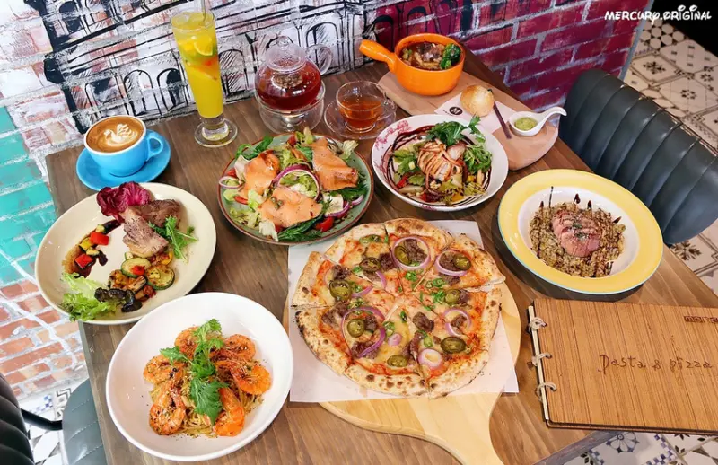 台中西屯默爾義大利餐廳JMall店，義大利麵、燉飯、手工窯烤披薩都好吃