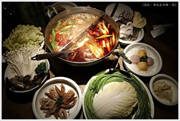 [台中|公益路 輕井澤鍋物新品牌。老常在麻辣火鍋]