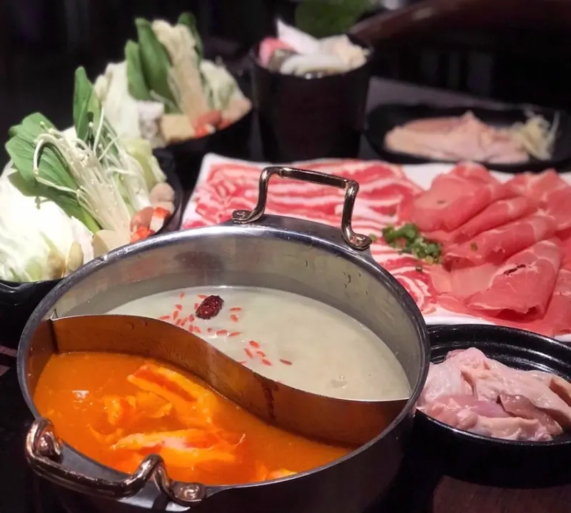 下滑有優惠！慶祝肉多多滿三年啦~ 學生.小資族最愛的划算套餐！ ● 肉多多火鍋 | 台北美食 桃園美食 台中美食