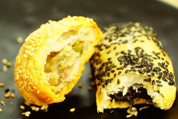 [漢棠坊一品燒餅] 台北 中正 蟹殼黃 燒餅 的傳承與創新 全素食也可以享用