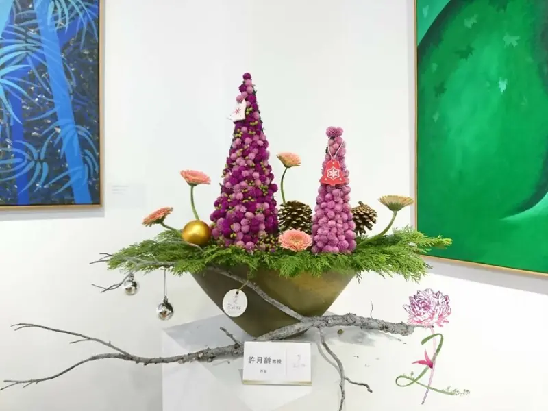 細膩的花朵，優雅的線條，苙森林讓居家空間散發清新雅致的氣息。