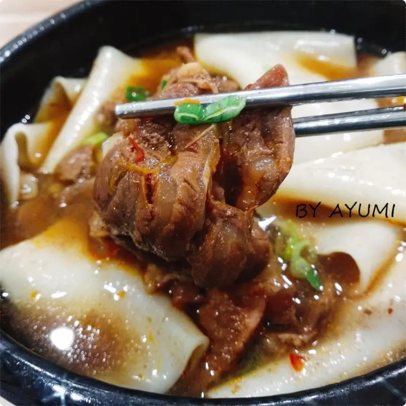 [台南食記]麵家二眷台南店－私房四川牛肉麵/一人獨享皮帶麵/冰花圓盤煎餃/內用免費豆花無限供應