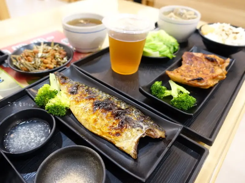 《高雄美食》豬吉翔手創肉燥（自由店）❤便宜實惠的中式餐館~現烤鯖魚便當只要90元，超推薦！