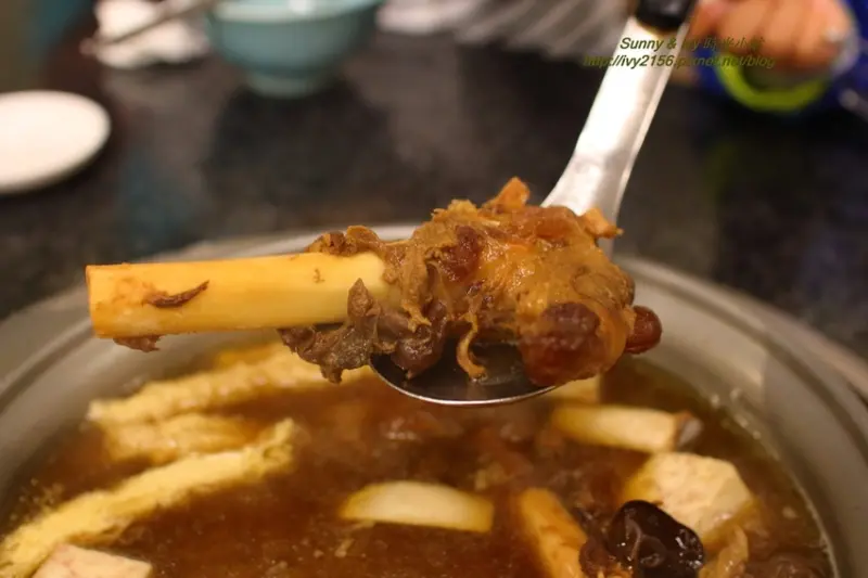 【桃園龍潭食記】蔡媽咪養生羊肉爐。養身的羊肉爐，會放暑假三個月，想吃的朋友要把握機會喔！