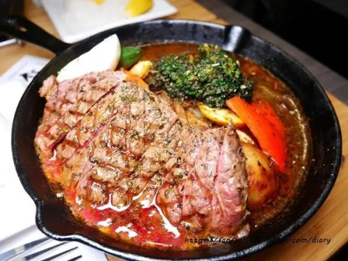 【西門町美食】銀兔湯咖哩 來自日本的美味 #湯咖哩 #台北美食