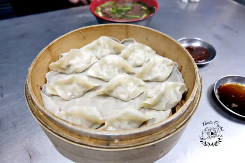 【台中】香好佳 豬血湯專門担 忠孝夜市清爽蒸餃推薦