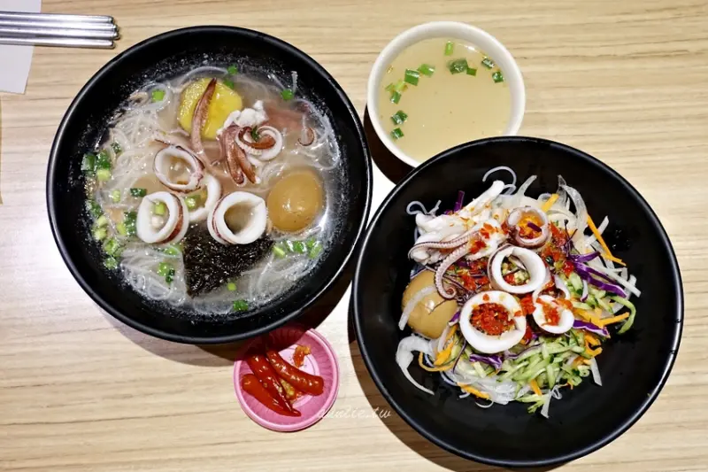 【台北】世貿101美食 小卷米粉 鮮甜小卷 還有泰式口味超開胃 - 水晶安蹄 不務正業過生活