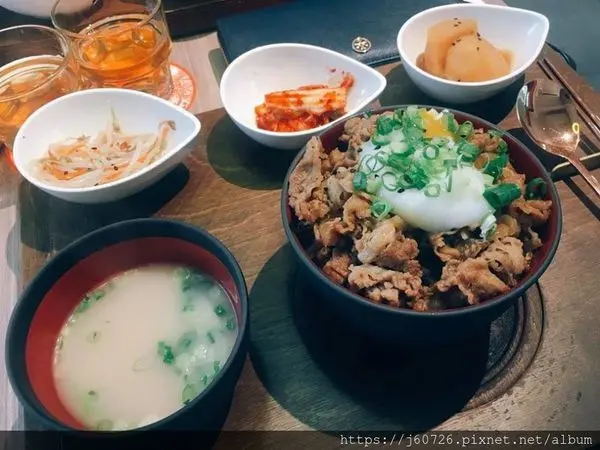 【台北大安/美食】台北市東區美食★隱藏巷弄裡的高CP文青風韓式料理-豆豆里DODOLI☆東區OL的完美午餐好去處(近捷運忠孝敦化站)