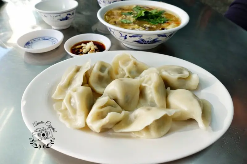 【宜蘭】南塘水餃館 不經意發現人氣巷弄美食 必點酸辣湯