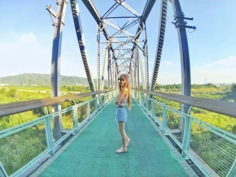 【台中．后里】必去景點 九號隧道、花樑鋼橋鐵馬道