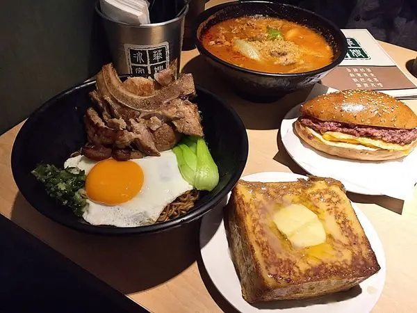 台北華嫂冰室/港式人氣茶餐廳登台/大安忠孝敦化國父紀念館東區美食