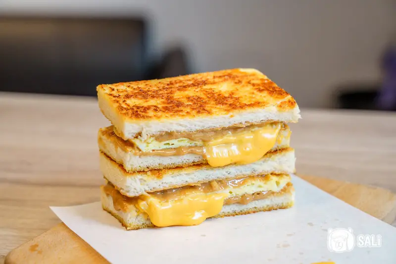 台中 三明主義｜獨創焦糖外皮吐司，外酥脆內柔軟，口感令人驚艷，台中早午餐推薦（鄰近中國醫