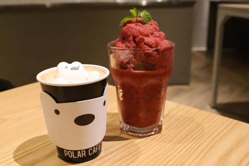 (西門捷運站)民生社區著名POLAR CAFE 西門旗艦店新開幕,北極熊咖啡廳,西門町聚餐地點,寵物友善餐廳,場地活動租借,IG打卡