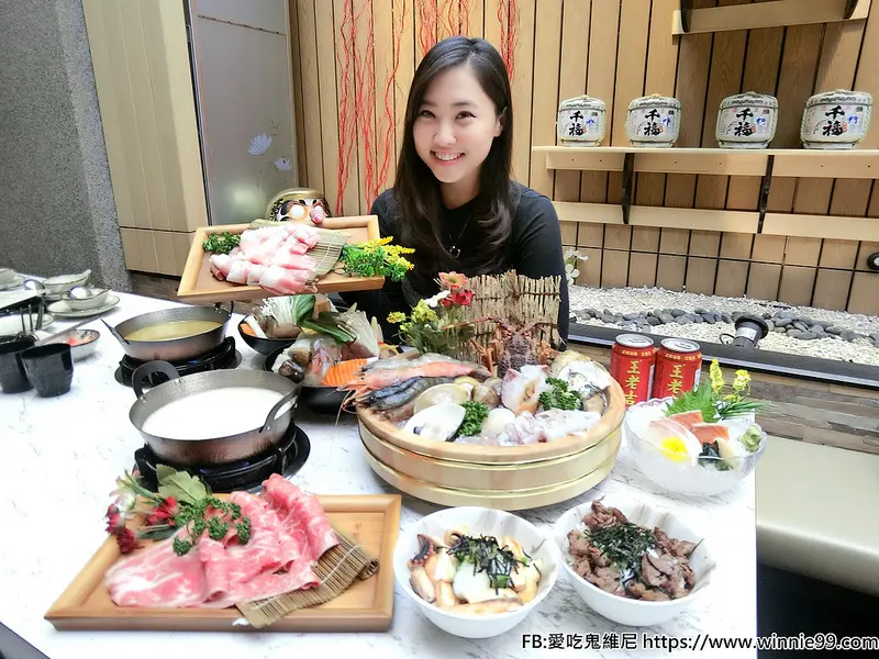 【台中火鍋】無双精緻鍋物 冷藏肉海鮮專賣店 新鮮現撈的活體海鮮 泰式檸檬清新湯底煮海鮮最對味 日本頂級A5和牛享受入口即化的美食饗宴 飲料無限暢飲