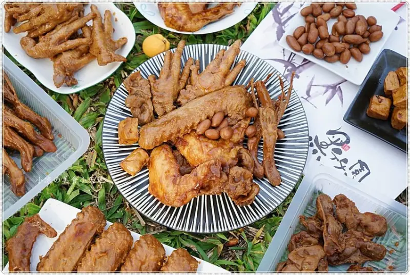 黑竹園滷味雞腳凍║來自員林超過半甲子的美味！入味到讓人停不了口，現在台中西屯就買的到啦～ - 小凉的美食小天地