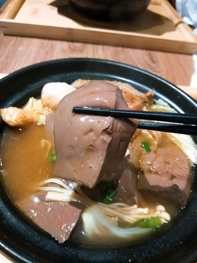 小食麻辣。新莊新泰國中/一個人也能享受麻辣鍋的美好