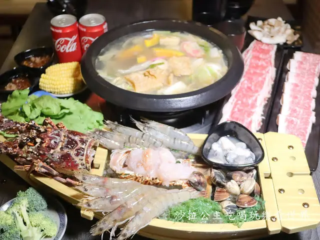 台北石頭火鍋『食尚湯鍋』麻辣鍋/自助式石頭火鍋/捷運松江南京站
