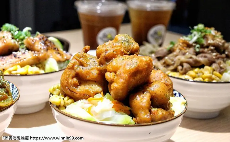 【人人有丼吃】超高cp值的平價美食丼飯就在台中教育大學附近，湯品小菜免費無限續，還有外帶外送便當只要$100元，難怪生意超級好!