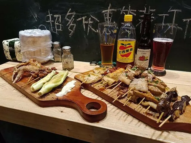 買醉串燒酒場(宜蘭店)~宜蘭外帶美食．高人氣串燒店．親民價就能在舒適環境大口吃串燒