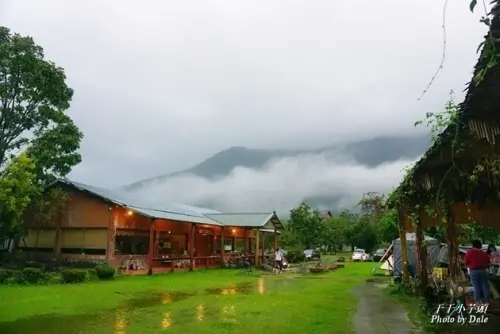 高雄六龜│山水炎民宿♥親近自然鄰近荖濃溪，山水炎小木屋住宿泡湯、露營區　　　