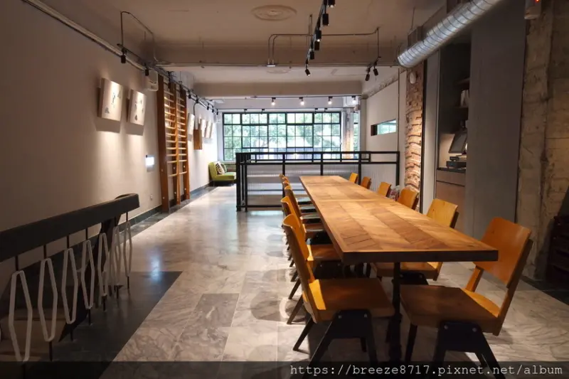 Simple Kaffa Flagship 興波咖啡旗艦店｜咖啡手感傳遞光影美感之間【台北市】