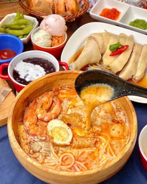 【丁椰正宗新加坡料理】道地叻沙湯頭｜吃到飽明果頂級冰淇淋