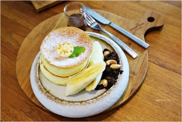 [台中西區]成真咖啡cometruecoffee(審計新村店)|一杯咖啡，夢想成真|低消一杯咖啡，免收服務費！