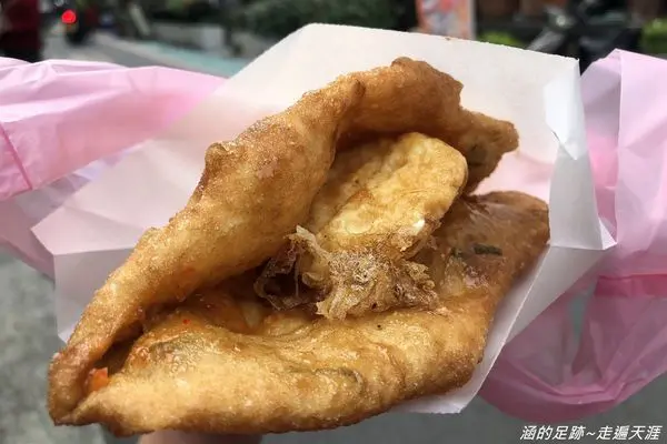 [台北美食] 台北光華商圈 - 三比八炸蛋餅 台北光華店 ~ 現點現做美味炸蛋餅，半熟蛋汁超誘人