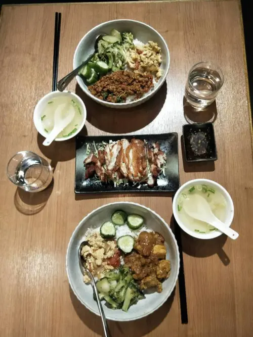 永和美食。癮食堂 福和橋下唯美雲南料理餐廳