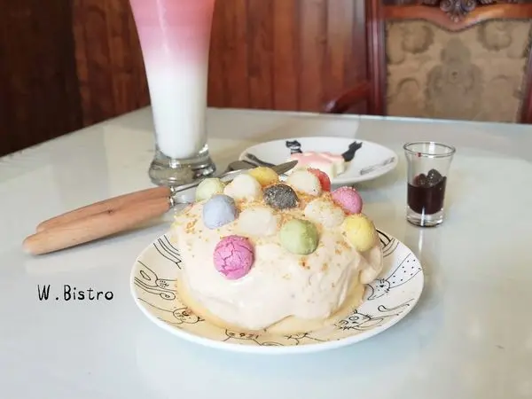 【美食】新竹東區「W.Bistro」新竹咖啡調酒甜點店推薦，超特別炸湯圓戚風蛋糕好好吃!