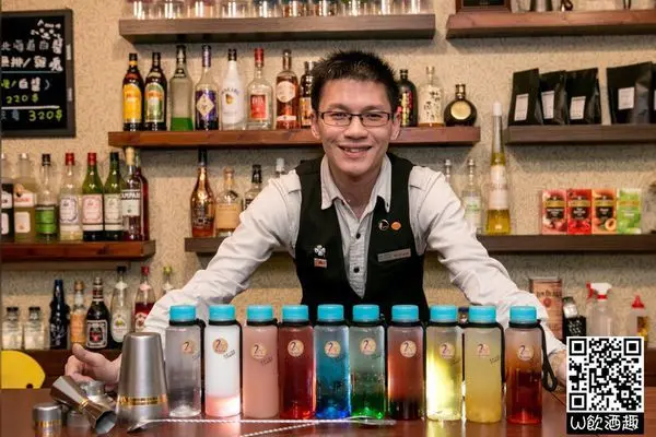 ☘️W.Bistro☘️新竹東區/外帶調酒/網美篇/新竹外帶調酒/娃娃牆/無菸酒吧/Cocktail/調酒