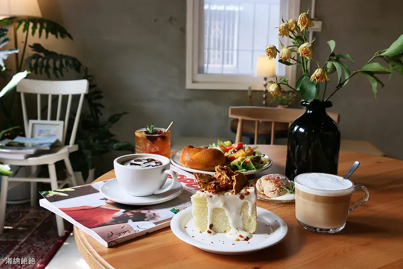 中山站美食『iki__shop』赤峰街老宅咖啡廳，網美下午茶，IG熱門打卡點，甜點、輕食、飲品，菜單價位(捷運中山站)