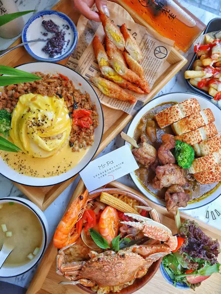 【台中x食記】帕先生南洋料理。台中大墩新開幕。各式咖哩/海鮮麵套餐200有找。