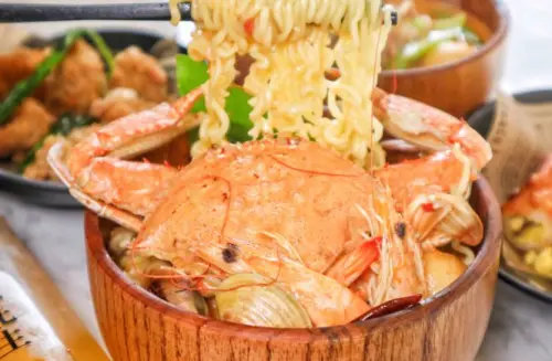 【台中】Mr.Pa帕先生 南洋料理（大墩店）。不用兩百元就能吃到的螃蟹酸辣海鮮麵