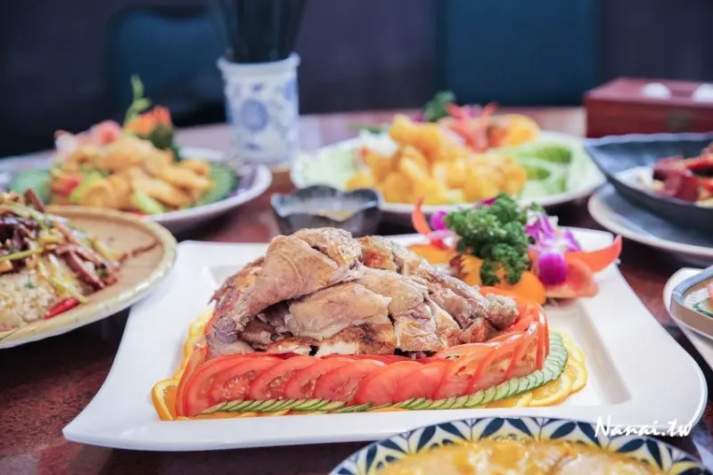 溫叨古早味料理餐廳。低調神隱的三合院古厝餐廳,好吃又古早味的桶仔雞 - Nana愛旅行札記