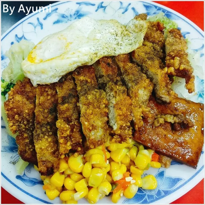 [台南中西區美食推薦]三星社區排骨飯/內用免費暢飲古早味紅茶