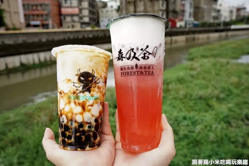 森及茶。惡魔波霸鮮奶始祖+甜心粉紅草莓拿鐵+熊貓珍珠奶茶網美最愛IG打卡飲料--踢小米食記