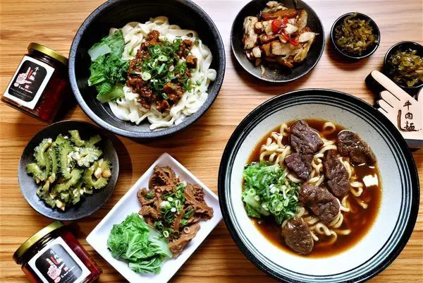 大安牛肉麵-東區最強牛肉麵L牛肉麵.大安麵食館.東區牛肉麵推薦.近忠孝復興捷運站.台北SOGO忠孝館