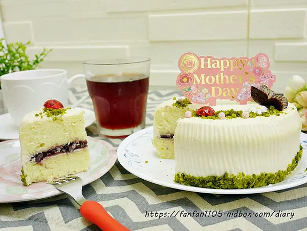 母親節蛋糕推薦【馬可先生】莓果花園雜糧蛋糕 #營養燕麥豆漿蛋糕體 #營養少負擔