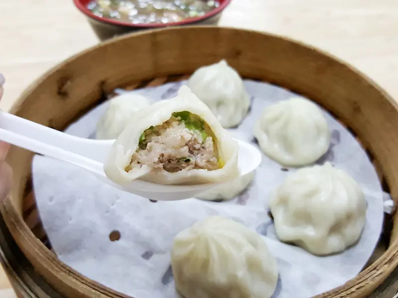 【高雄三民】三鮮蒸餃 陽明店 鮮肉湯包X酸辣湯 小資午餐