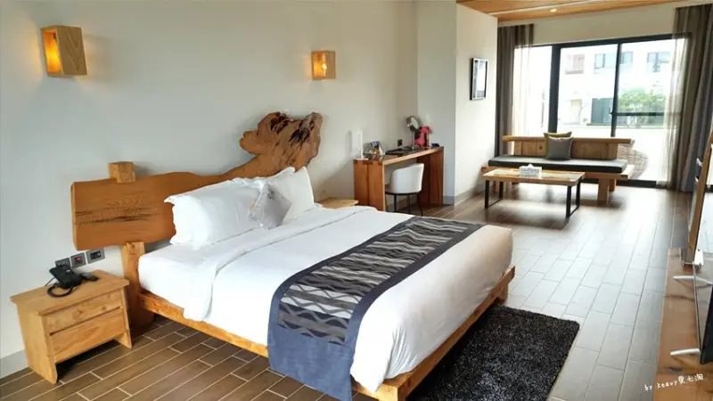 ★墾丁住宿★【嵐翎白砂渡假莊園】前有大尖山，後有白沙灣，賞夕陽不輸關山。