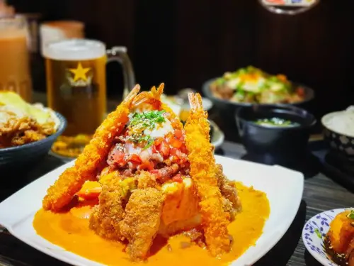 高雄美食||咕嚕咕嚕家うちりょう-鳳山五甲店-找朋友一起分享的超大份量丼飯，趁熱吃才是王道||鳳山區、日式料理