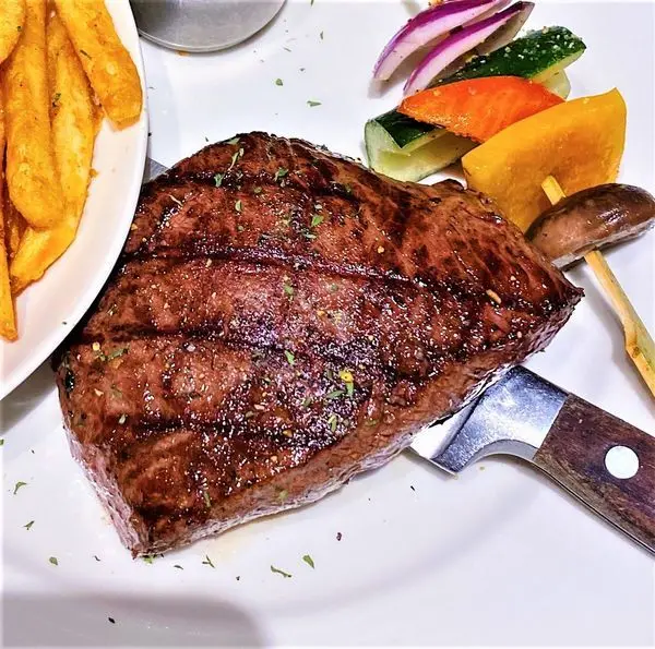 [台北美式]大安忠孝敦化站「史坦利美式牛排 敦化店」東區平價高水準超厚切牛排店/各式肉類種類選擇多/鮮蝦沙拉也美味/附菜單