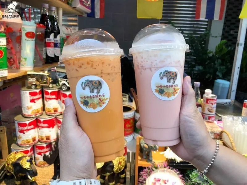 一秒到泰國之咕嚕咕嚕泰國奶茶 Gurn Gurn Thai Tea｜新堀江必喝最泰式的茶飲 - 跟著尼力吃喝玩樂＆親子生活