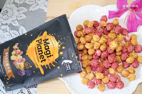【網路團購/超商熱賣零食推薦】通過A.A無添加三星認證的Magi Planet星球工坊，和瓜瓜園聯名推出美味又夢幻的雙色地瓜爆米花，吃上一口，保證你會整包佔為己有！