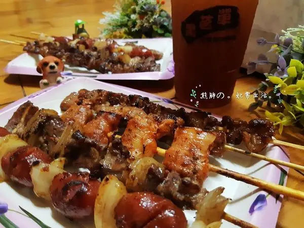 【台中】週六放鬆好去處★吃的喝的玩的通通都在葫蘆墩夜市★野火串燒當消夜好罪惡★