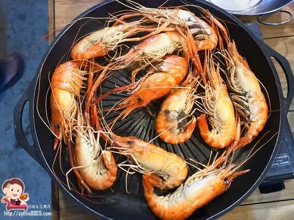 八德也有新鮮的泰國流水蝦吃到飽，還有不同吃法，更能放生小孩趴趴造啊!!!!